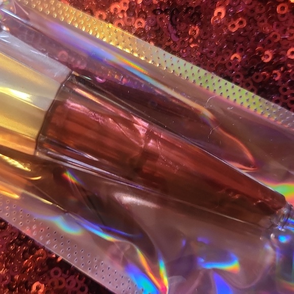 Shades of Hope lipgloss - Picture 3 of 3